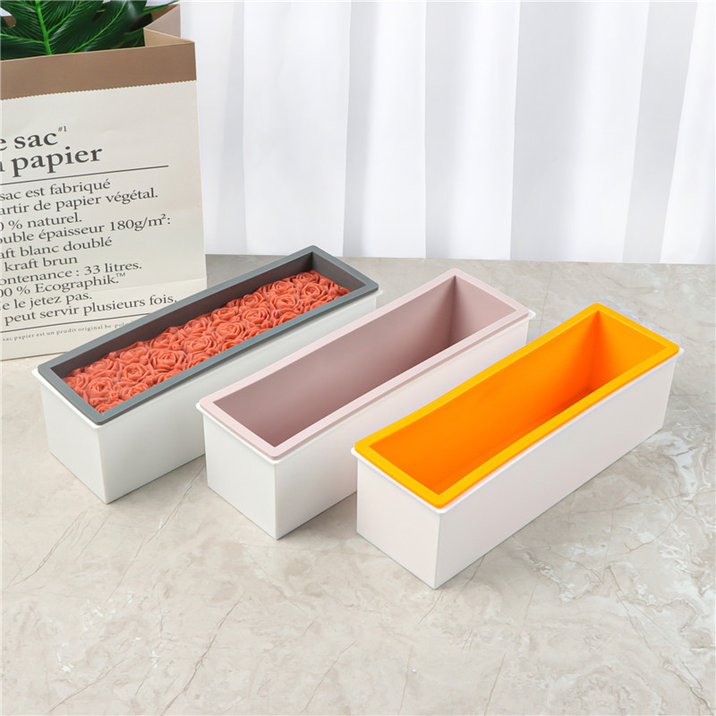 プラスチックボックス + シリコーンインナーサポート石鹸型  - Soap Mold Silicone Loaf のレビューと価格