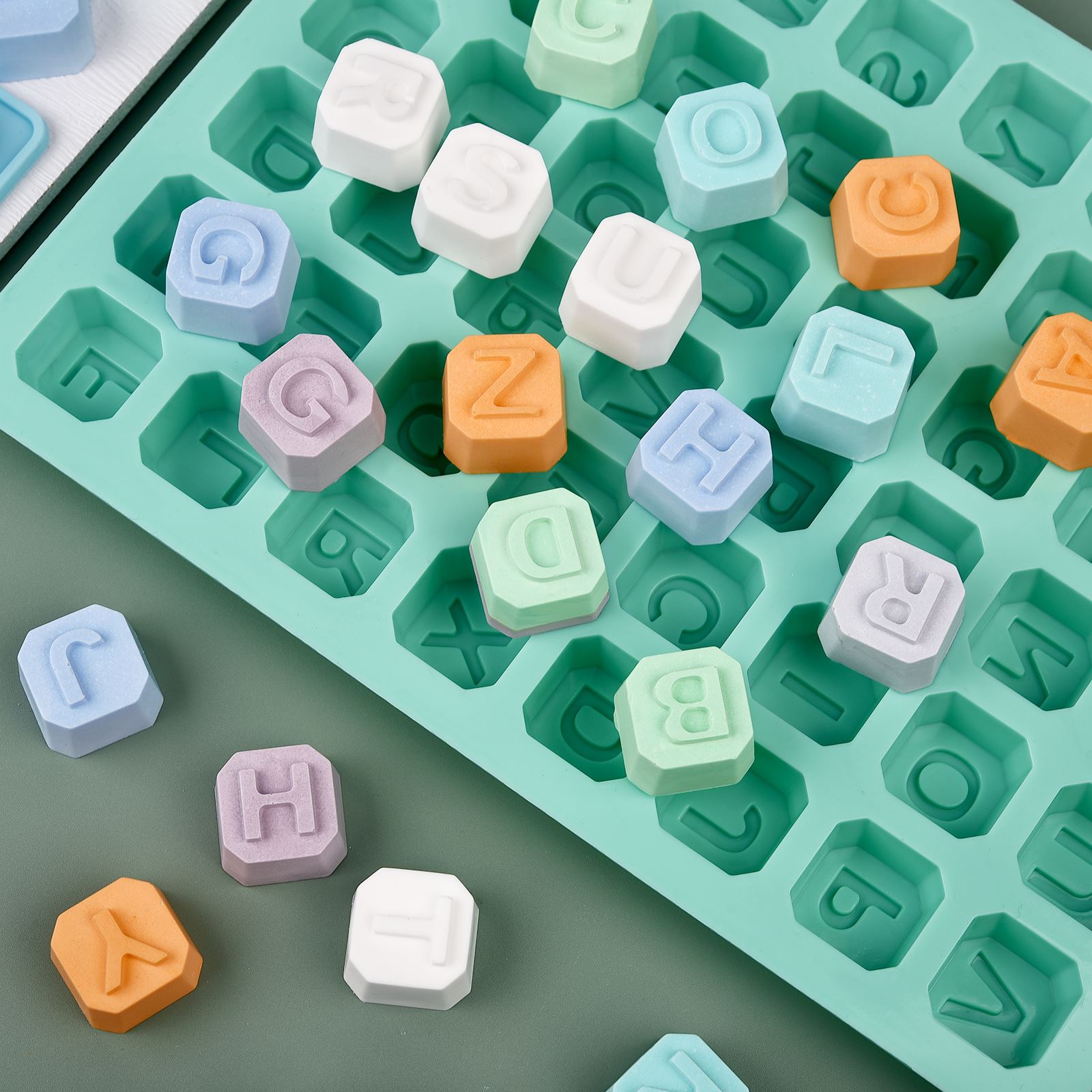 48 文字英語アルファベット文字シリコーン型石鹸型ケーキカッ - Soap Mold Silicone Loaf のレビューと価格